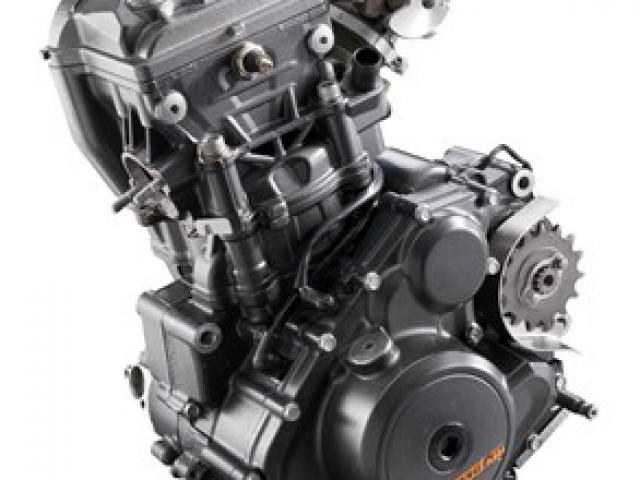 เครื่องยนต์ สูบเดียว 2 วาล์ว DOHC ขนาดเครื่องยนต์ที่ให้มาขนาด 249 ซีซี