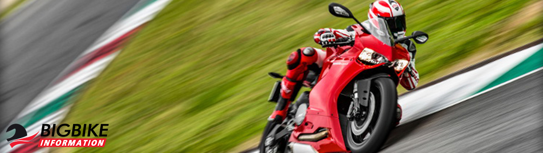ภาพ Ducati 899 Panigale สีแดง