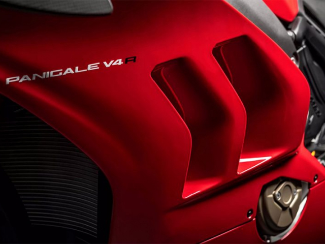 Aerodynamics Ducati Panigale V4R