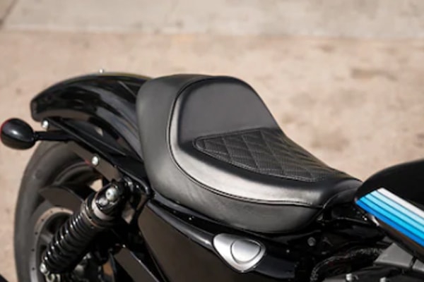 Harley Davidson Sportster Iron 1200 เบาะตอนเดียว