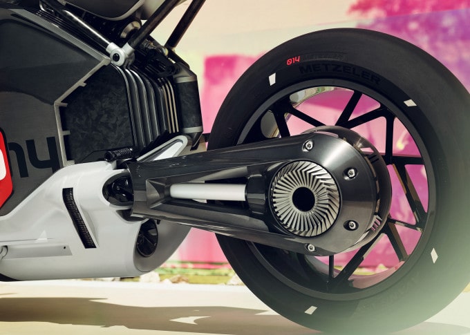 BMW Motorrad Vision DC Roadster ช่องล้อ