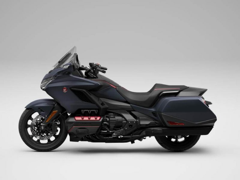 Honda Gold Wing DCT 2022 สีน้ำเงิน