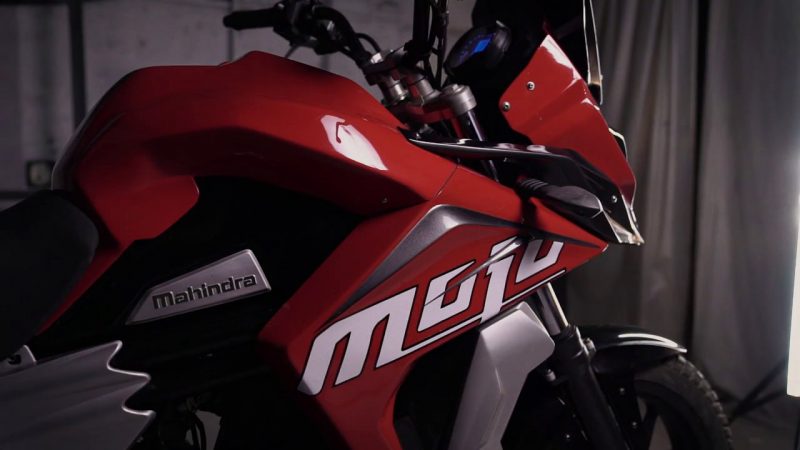 Mahindra Mojo Autologue Design Kit Side ด้านข้าง