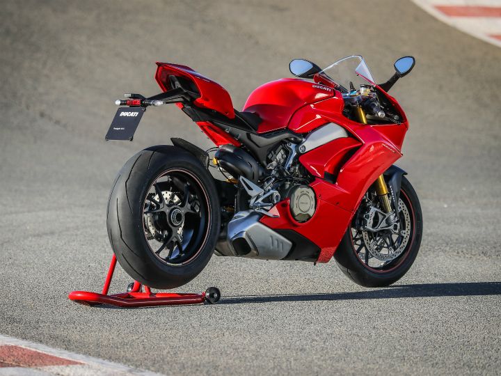 Panigale V2