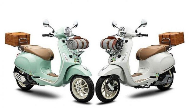 Vespa Primavera 150 Picnic 2021 สีเขียวมิ้น-สีขาว