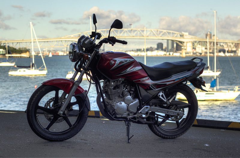 Yamaha SX225