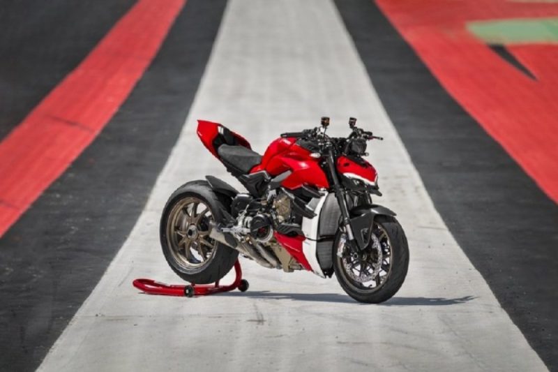 ducati streetfighter v4