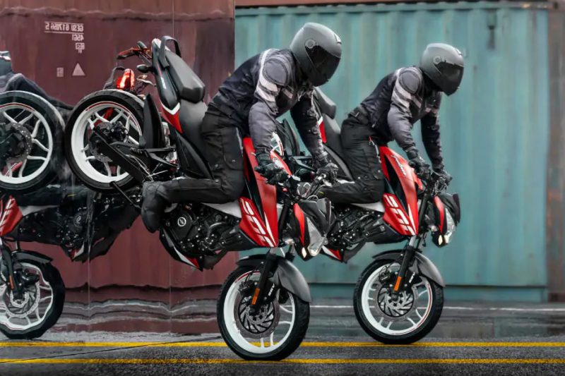 ทีเซอร์ Bajaj Pulsar NS200