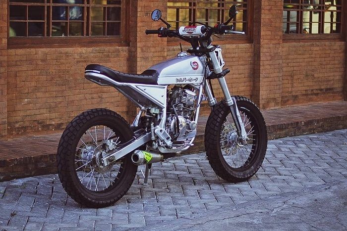 ยามาฮ่า Scorpio Z aliran Street Tracker