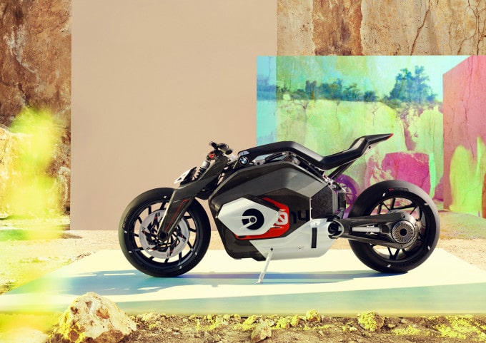 BMW จดสิทธิบัตร 11 รายการ แนวคิด BMW Motorrad Vision DC Roadster